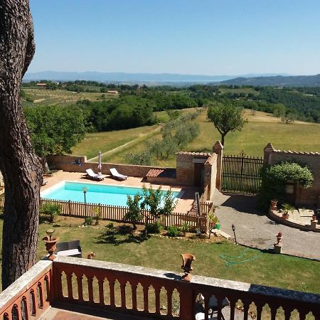 Relais Castelluccio Palusse Guest House Citta della Pieve Bagian luar foto