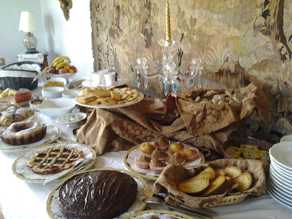 Relais Castelluccio Palusse Guest House Citta della Pieve Bagian luar foto