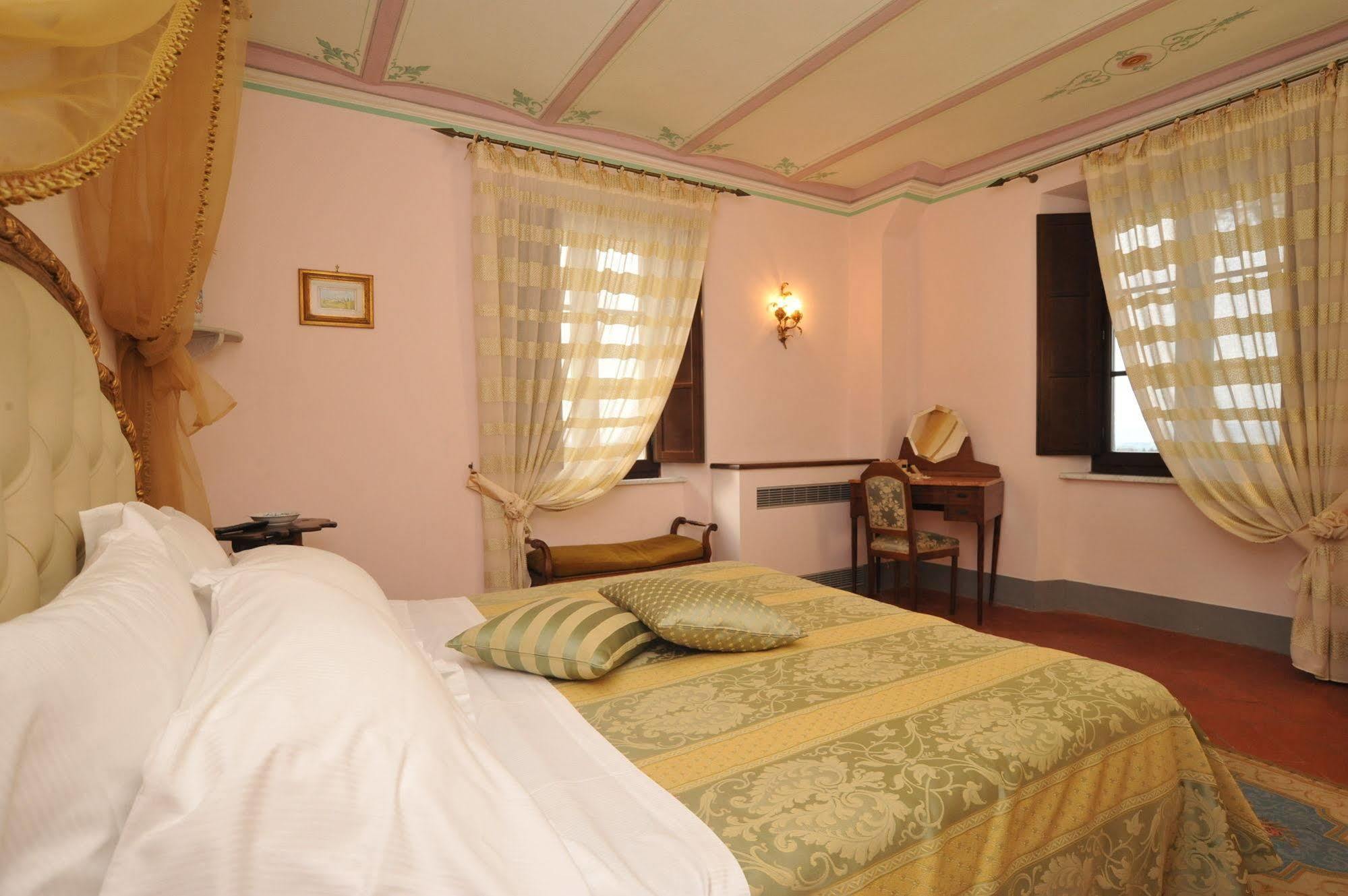 Relais Castelluccio Palusse Guest House Citta della Pieve Bagian luar foto